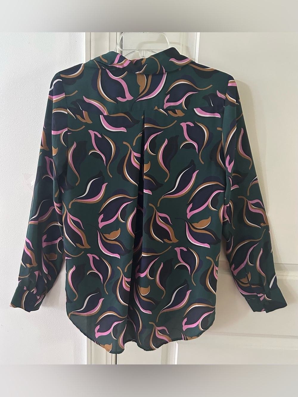 Ann Taylor Longsleeve Pullon Blouse S - Picture 2 of 4